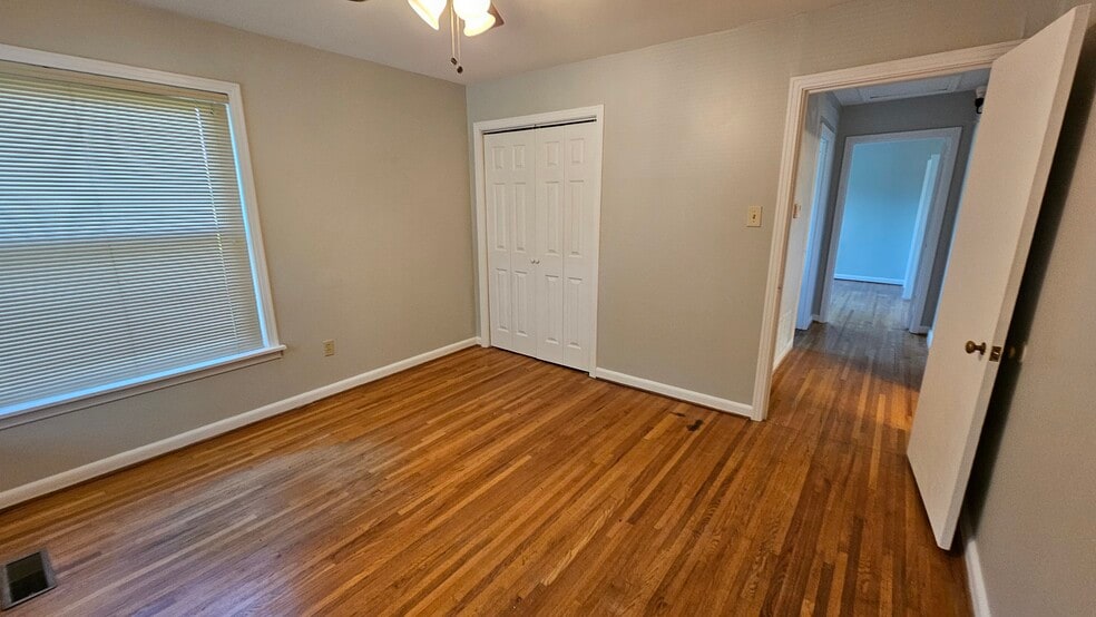 Bedroom 1 - 2901 Lee Ave
