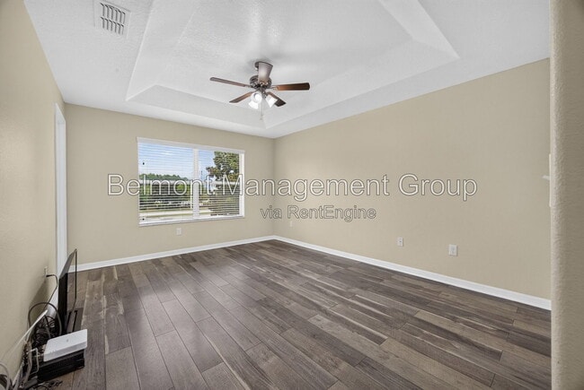 Building Photo - 10709 Savannah Landing Cir