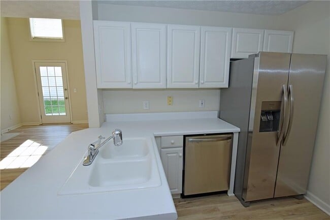 Building Photo - 3622 Avensong Village Cir
