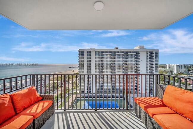 Building Photo - 531 N Ocean Blvd