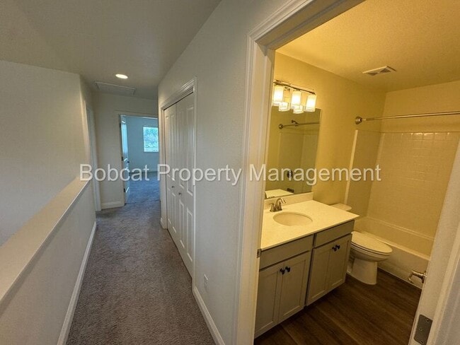 Building Photo - 1249 Correlli Ct