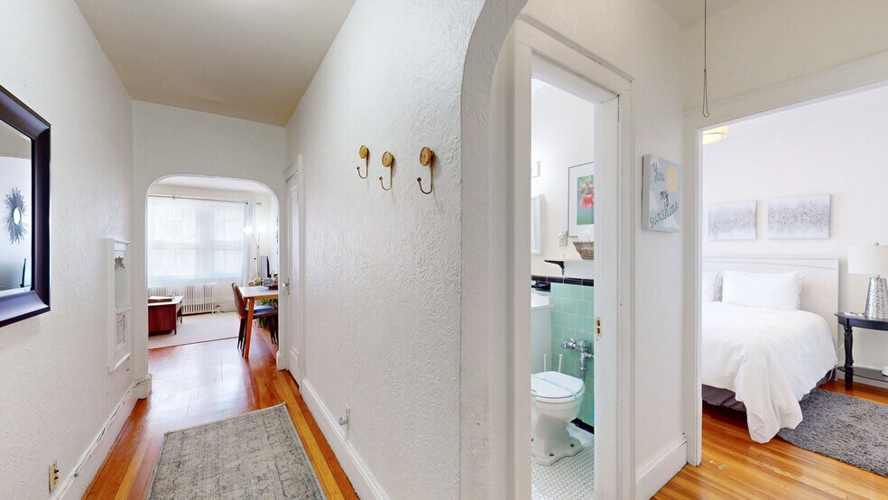 Building Photo - 105 Kilsyth Rd