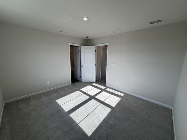 Building Photo - 2757 Thornton Grove Blvd