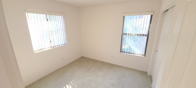 Building Photo - Gilbert