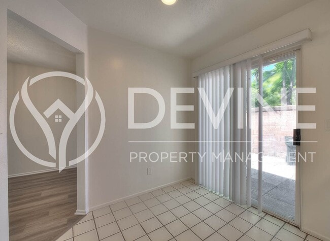 Building Photo - Move-In Ready Home