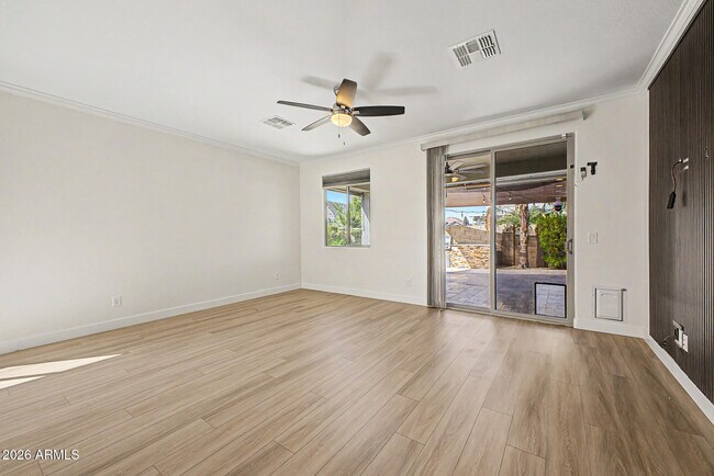 Building Photo - 3341 N 31st St