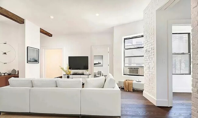 Building Photo - 106 Ridge Street
