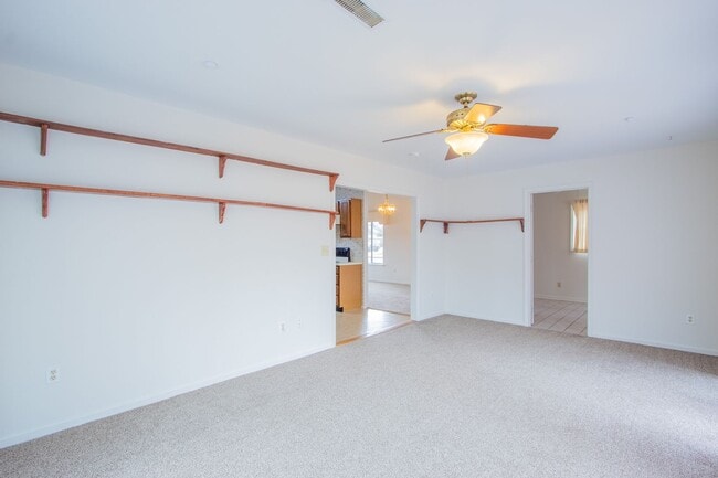 Building Photo - Charming 2-Bedroom Ranch Home with Garage and Spacious Backyard in Dover, DE