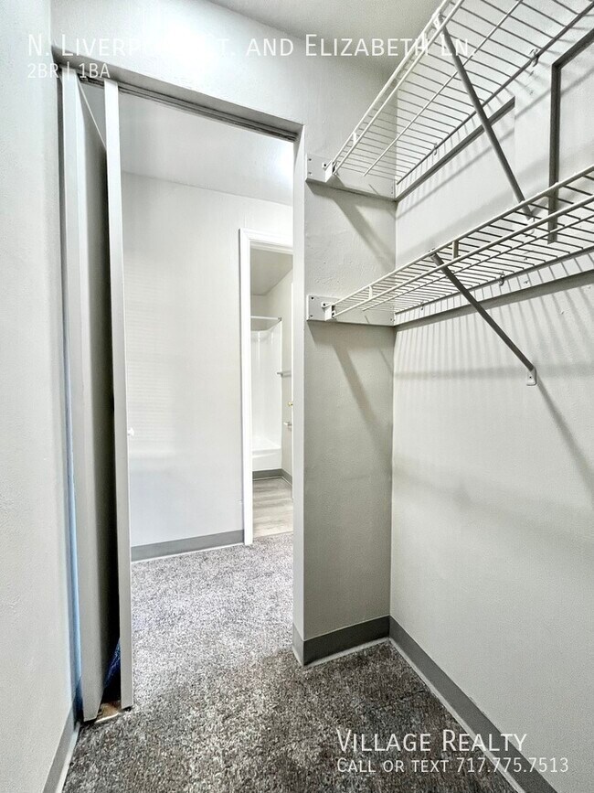 Building Photo - 75 N Liverpool St