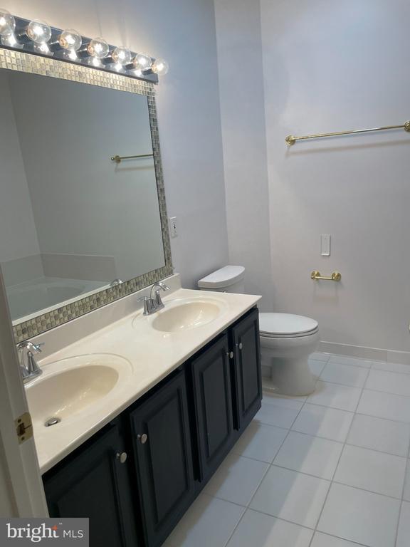 Building Photo - 7704 Haynes Point Way