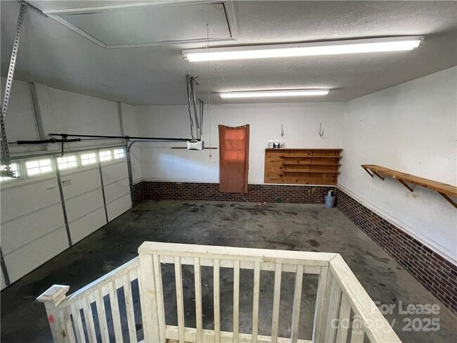 Building Photo - 2474 Oak Valley Ln