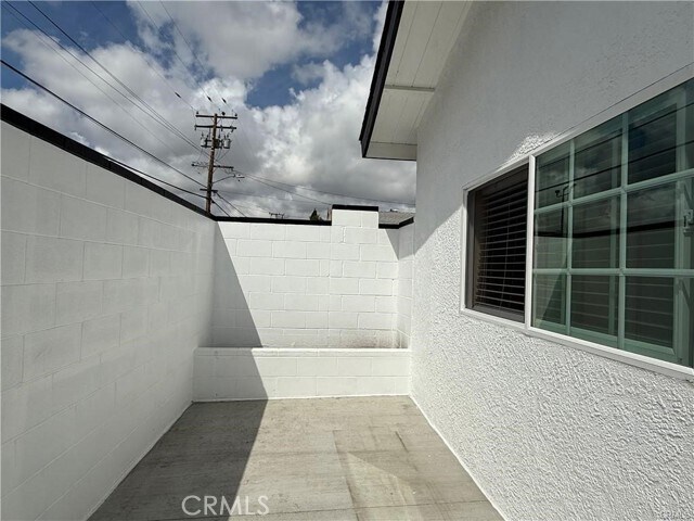 Building Photo - 9452 Rose Ave
