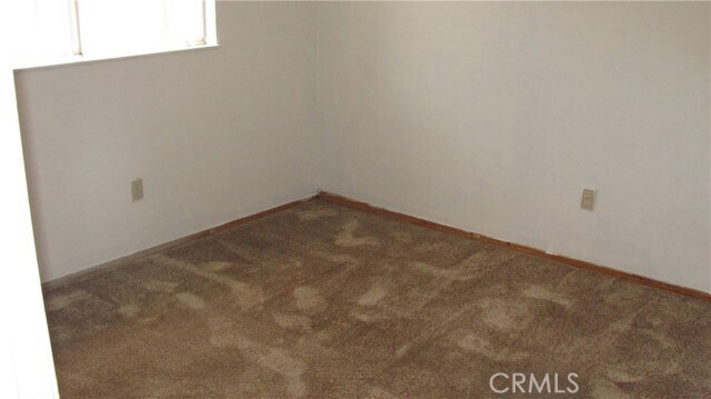 Building Photo - 761 Upton Dr