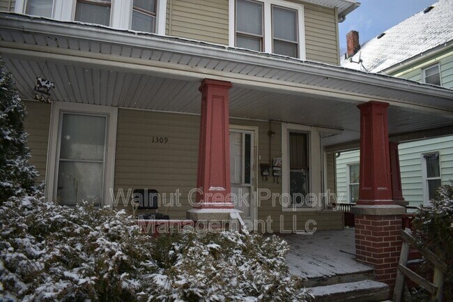 Building Photo - 1309 Middle Ave