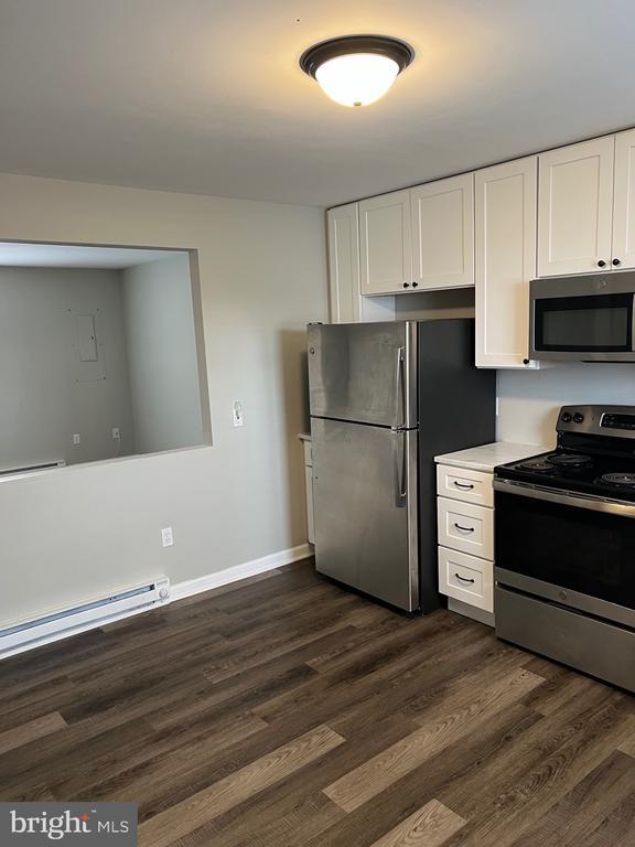 Building Photo - 208 Sunset Dr