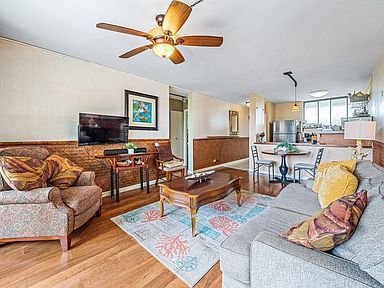 Building Photo - 1875 Kalanianaole St