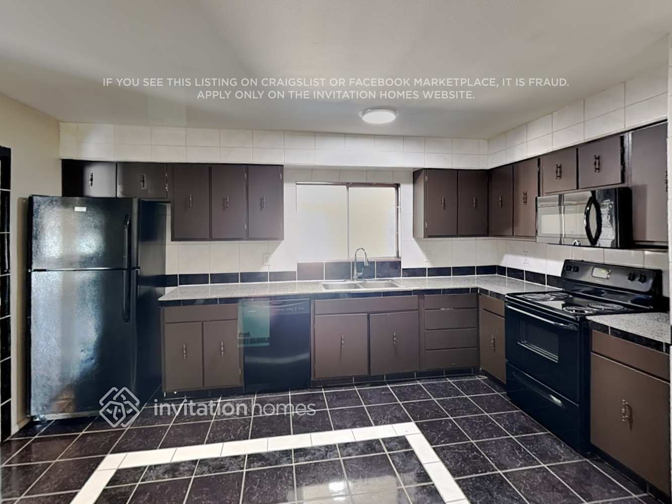 Building Photo - 6910 W Rancho Dr