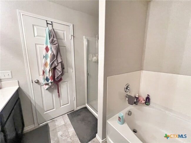 Building Photo - 415 Harvest Point