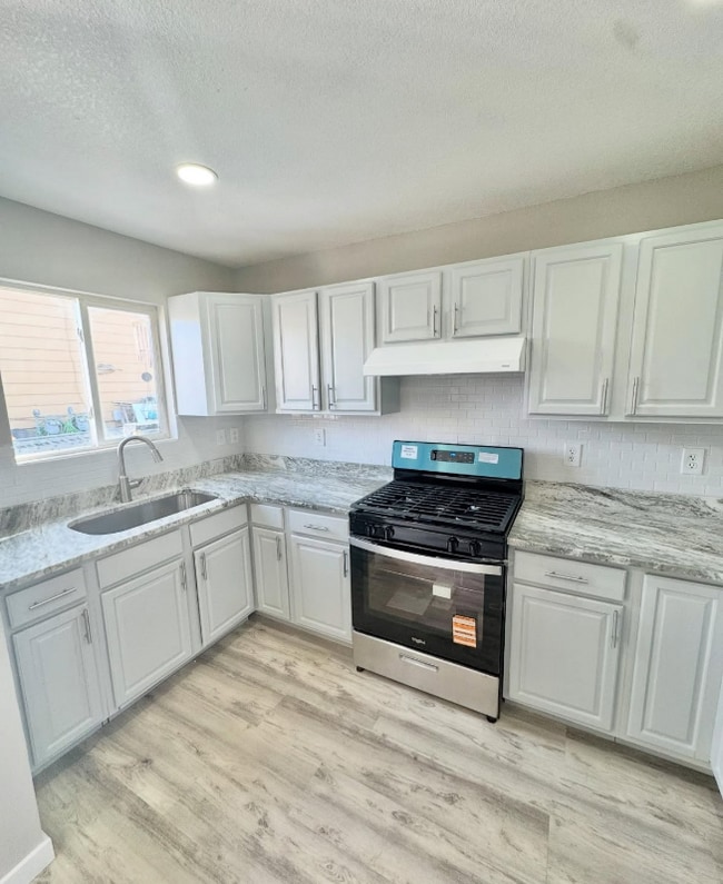 Building Photo - 4325 Lashelle Ave