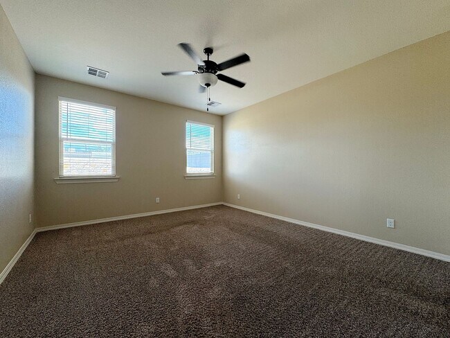 Building Photo - Northeast El Paso 4 Bed Refrig A/C!