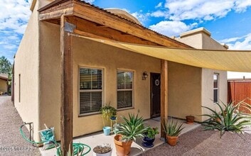 Building Photo - Charming 2 Bedroom, 2 Bathroom Home in Tucson, AZ