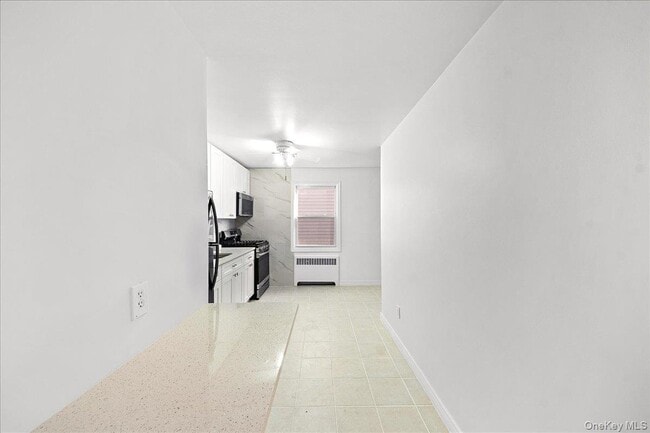 Building Photo - 163 Glover Ave