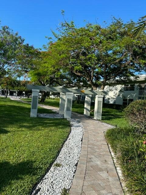 Building Photo - 1204 Bahama Bend