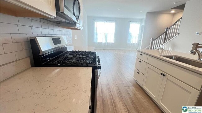 Building Photo - 4904 Brookside Ct