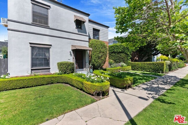 Building Photo - 117 1/2 N Harper Ave