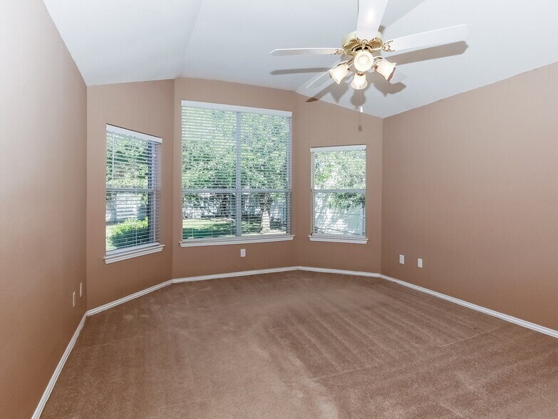 Building Photo - 1811 Caddo Lake Dr