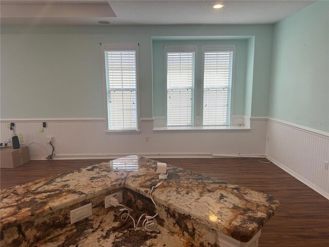 Building Photo - 5714 Tides Pl