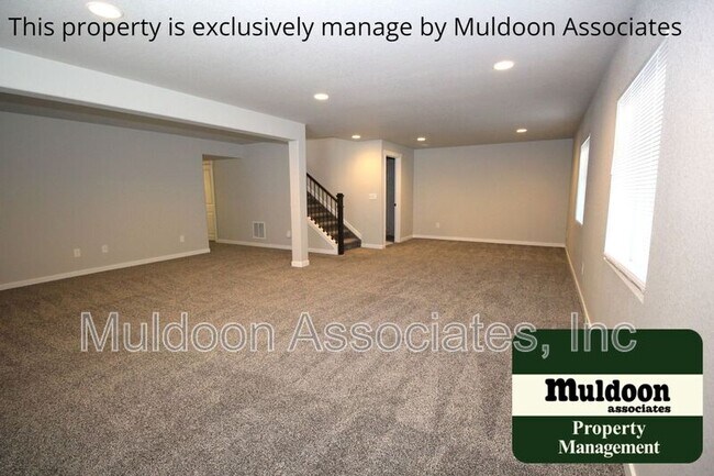 Building Photo - 10339 Finn Dr