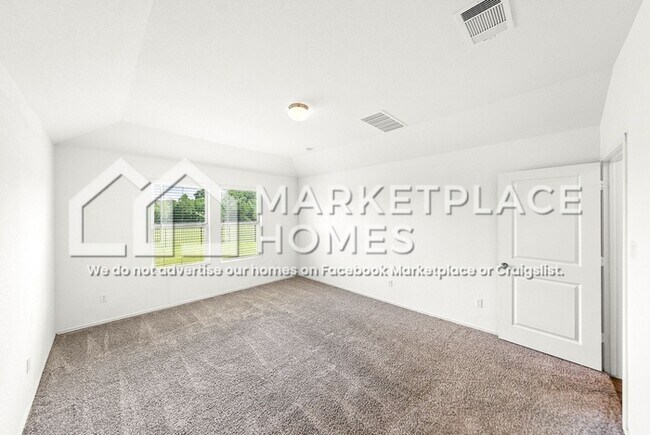 Building Photo - 3416 Pauling Loop