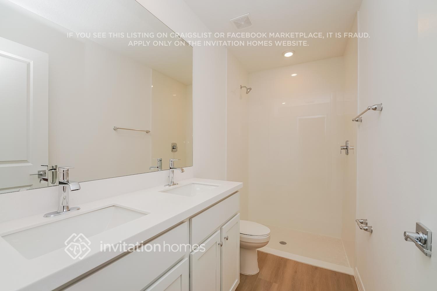 Building Photo - 5 Whitman Pl