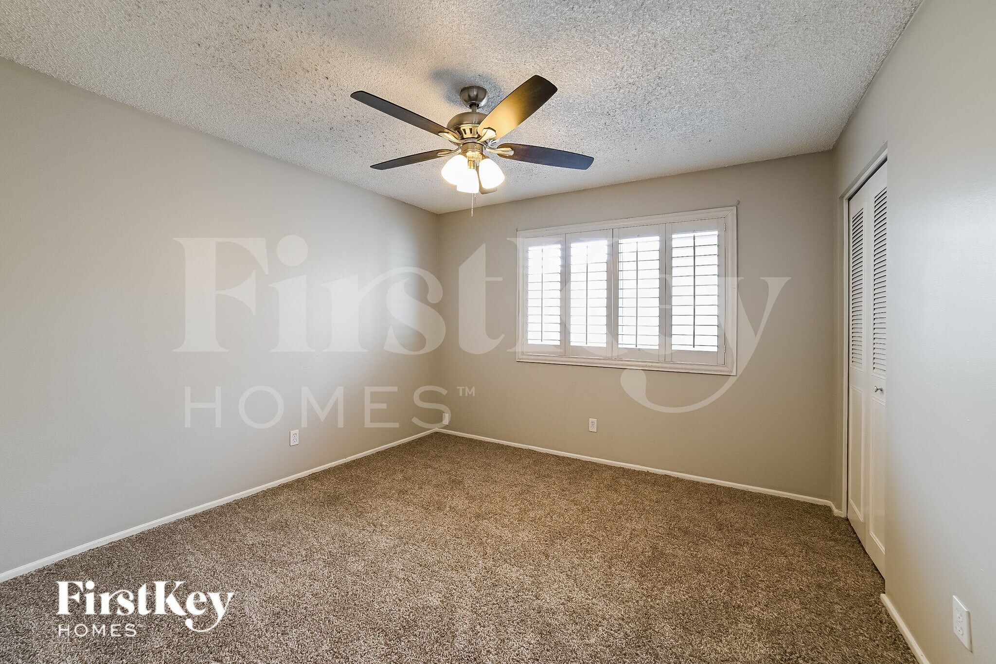 Building Photo - 4120 W Ironwood Dr