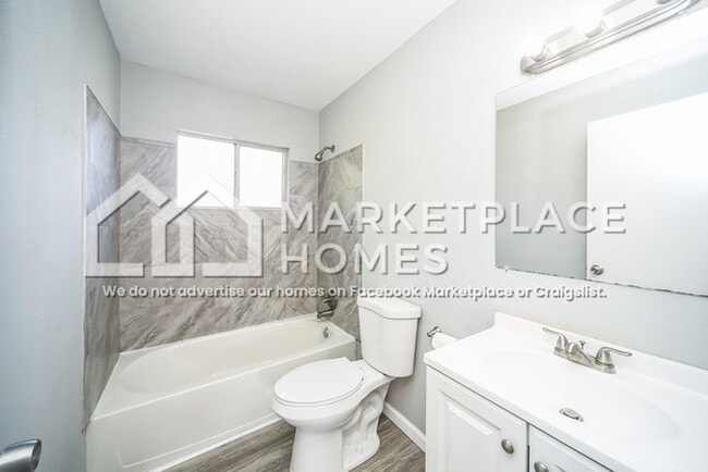 Building Photo - 1608 Tonopah Dr