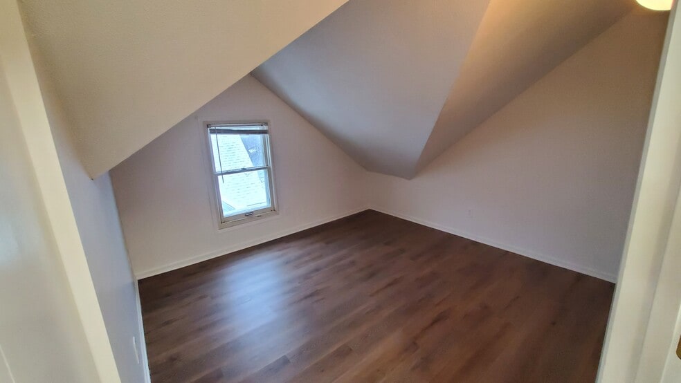 Bedroom 1 - 164 Congress St W