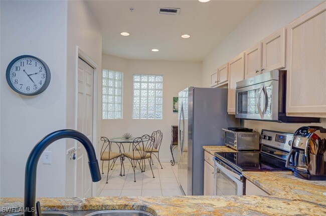 Building Photo - 8223 Parkstone Pl