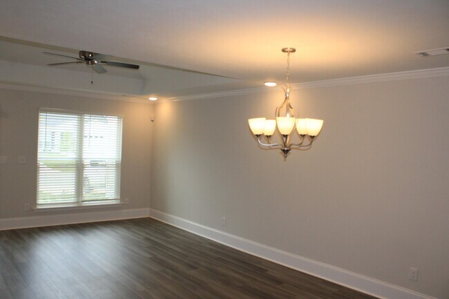 Building Photo - 8116 Bannock Cir