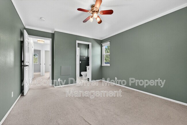 Building Photo - 10203 Vine Ct