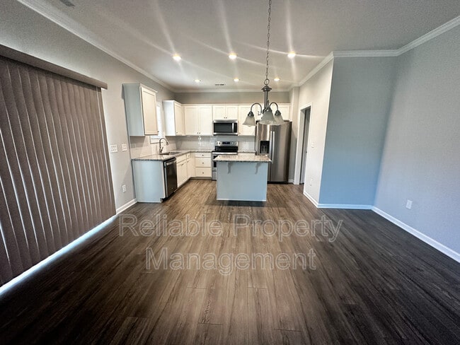 Building Photo - 23 Bluejack Ct