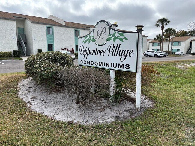 Building Photo - 744 116th Ave N