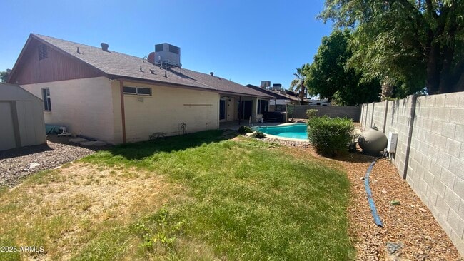 Building Photo - 16638 N 46th Ln