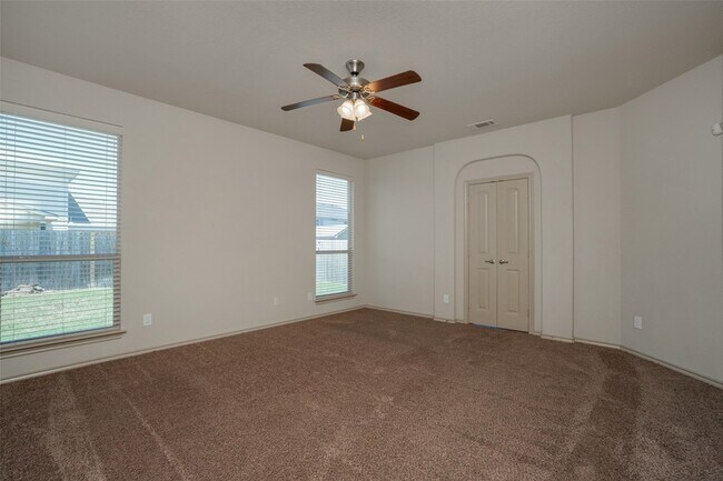 Building Photo - 1437 Castlegar Ln