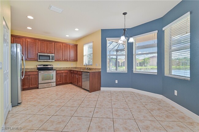 Building Photo - 11041 Yellow Poplar Dr