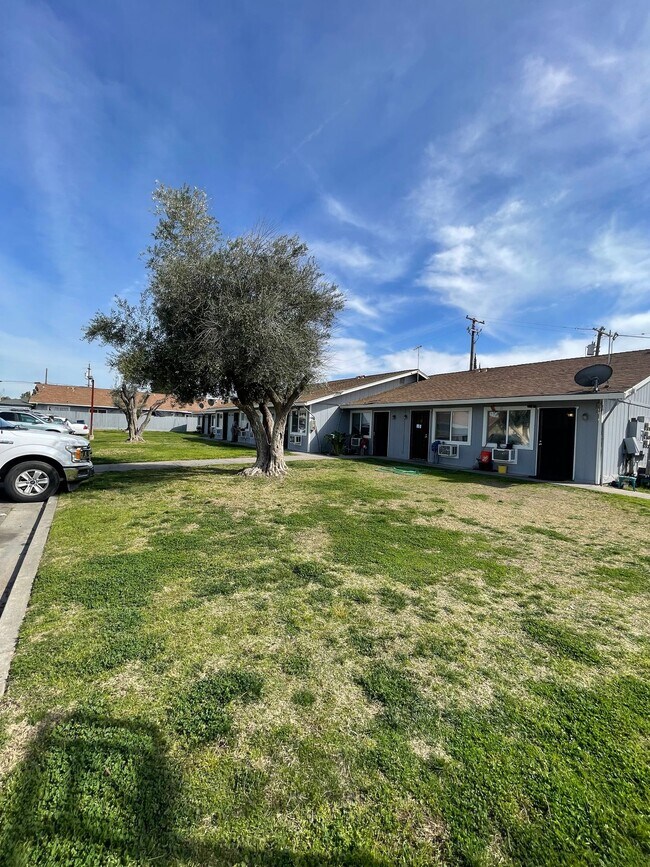 Building Photo - 6771 California St