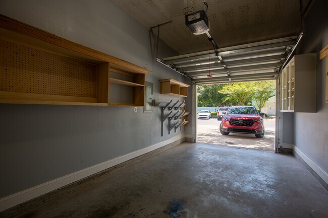 Building Photo - 13785 Herons Landing Way
