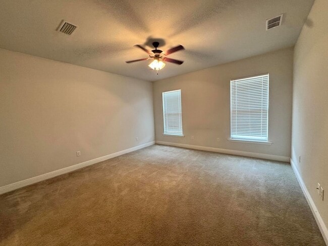 Building Photo - 5723 Maggie Rose Cir