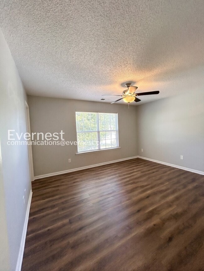 Building Photo - 10339 Gold Pan Rd