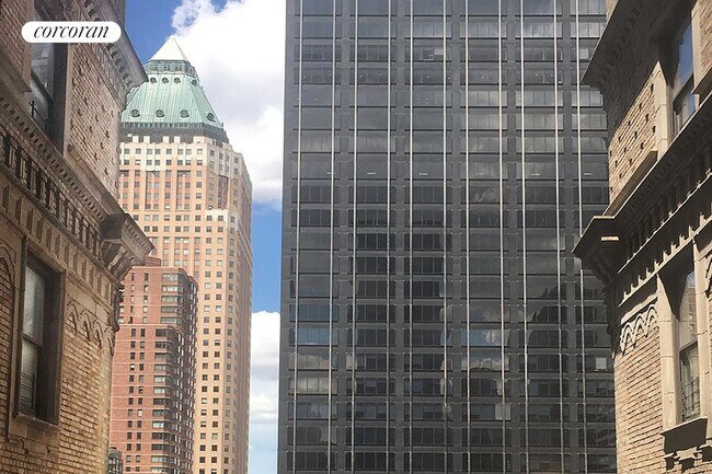 Building Photo - 150 W 51st St